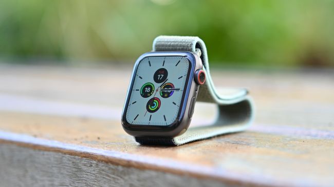 بهترین ساعت های هوشمند برای خرید: Apple Watch 5